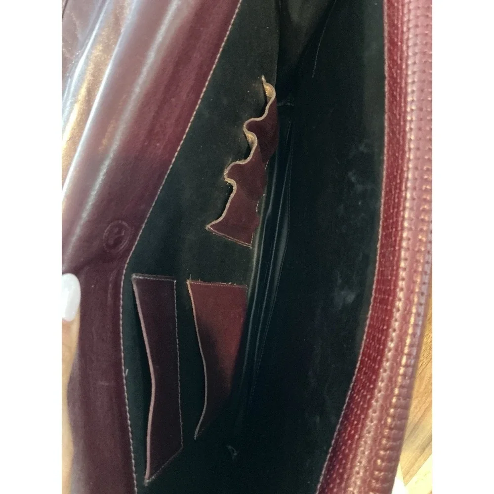 Vintage‎ Red Leather Levenger Flap Briefcase Messenger Bag Burgundy Compartment